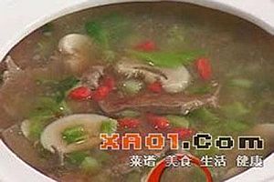 荠菜猪肝汤