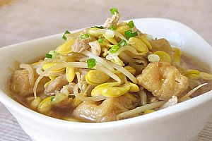 黄豆芽豆腐汤