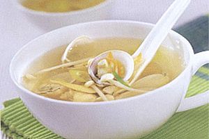 绿豆芽蛤蜊汤