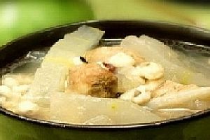 薏米冬瓜芡实猪骨汤