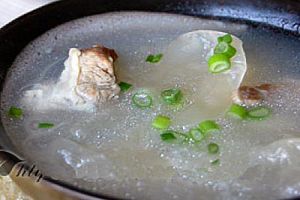 百合银耳肉排汤