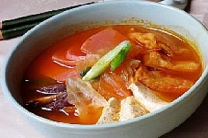 韩国火腿泡菜豆腐汤
