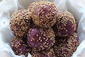 紫薯豆沙麻团