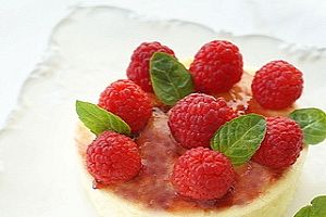 树莓芝士蛋糕