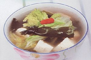 白菜海带豆腐汤