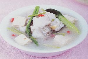 鱼头豆腐菜心煲