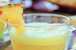 菠萝姜汁