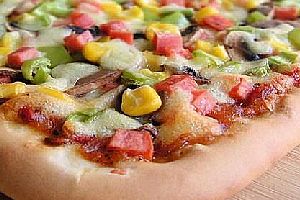 火腿鲜菇披萨