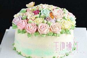 奶油霜玫瑰花朵蛋糕