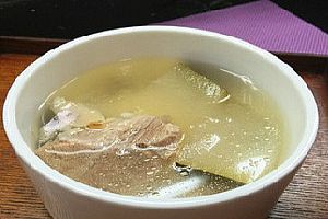 冬瓜薏米土猪肉汤