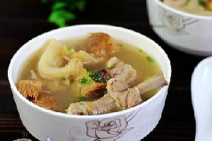 竹荪猴头菇老鸭汤的做法,夏季煲汤首选老鸭汤制作诀窍