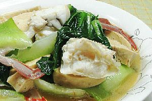 青菜圆素鸡煮螃蟹