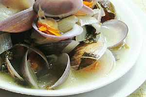 腌白菜煮圆蛤