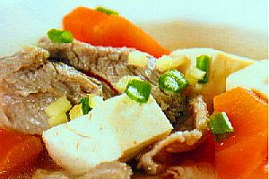 胡萝卜豆腐牛肉汤