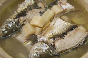 葛根排骨鲮鱼汤