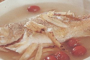 红枣北芪鲈鱼汤