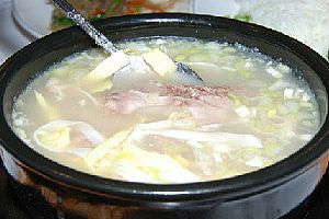 鱼头豆腐汤怎么做好吃